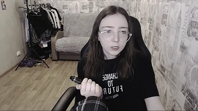 AmeliaKamishiro online show from December 2024 12:17:02 PM