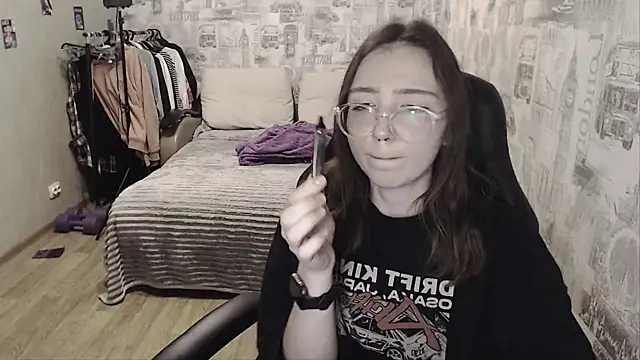 AmeliaKamishiro online show from December 2024 01:22:02 PM