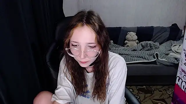 AmeliaKamishiro online show from October 2025 08:01:01 AM