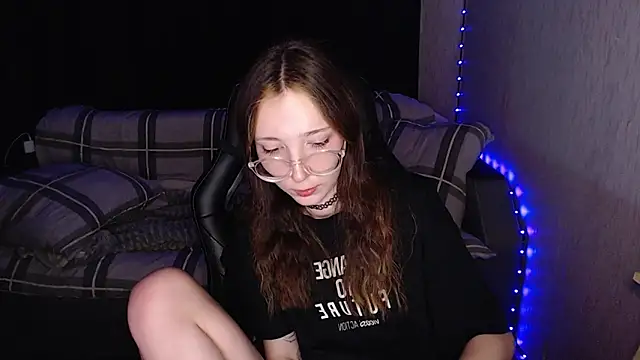 AmeliaKamishiro online show from October 2025 09:03:02 PM