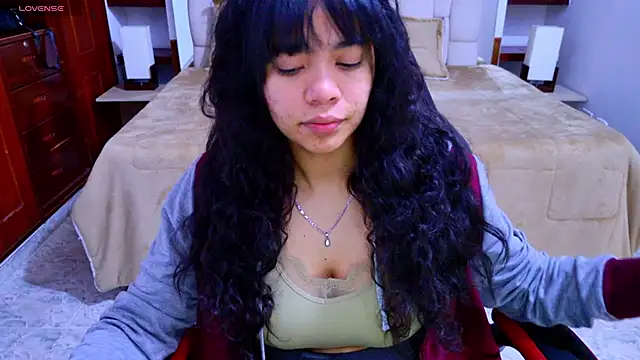 laureentt  online show from October 2025 03:14:02 AM