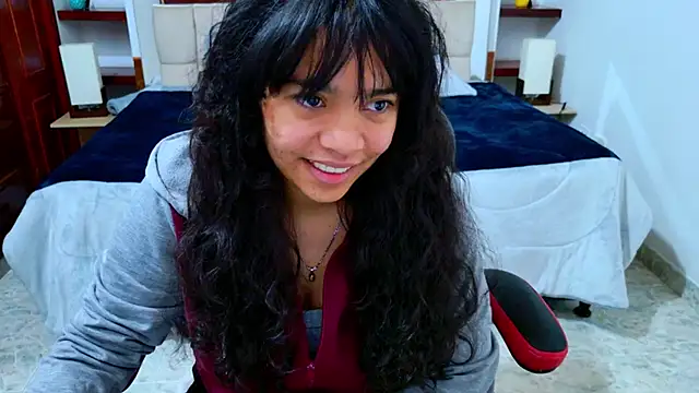 laureentt  online show from October 2025 03:31:02 AM