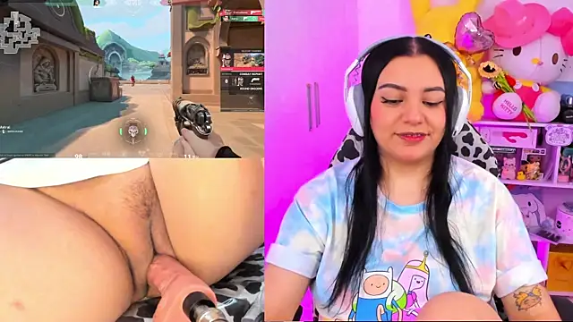 Snapshot of cinna_monroll chatting on December 2024 11:42:01 PM cinna monroll online show from December 2024 11:42:01 PM