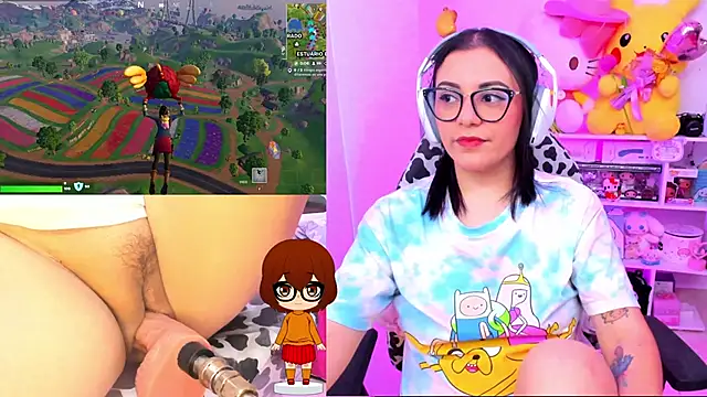 Snapshot of cinna_monroll chatting on February 2025 04:47:02 PM cinna monroll online show from February 2025 04:47:02 PM