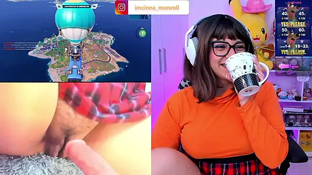 Snapshot of cinna_monroll chatting on January 2026 08:12:01 PM cinna monroll online show from January 2026 08:12:01 PM