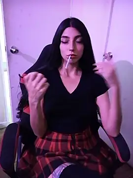 Felicia smok3 online show from December 2024 04:15:01 PM