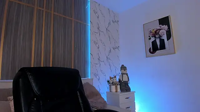 IsabellaAllen online show from December 2025 12:29:01 AM