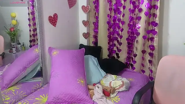 lovely trix online show from March 2025 04:55:02 PM