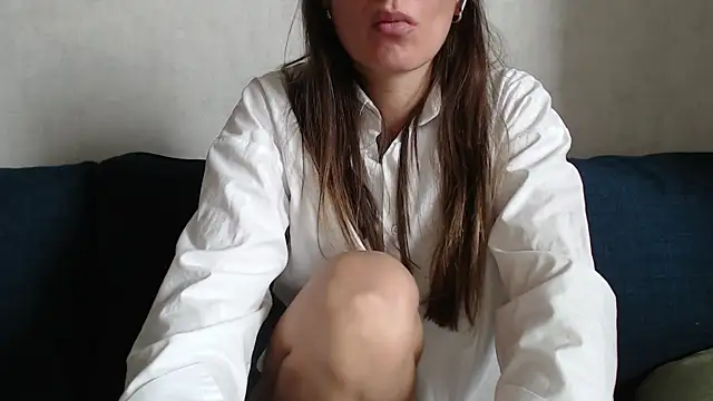 Jennna Maya online show from October 2025 07:17:01 AM