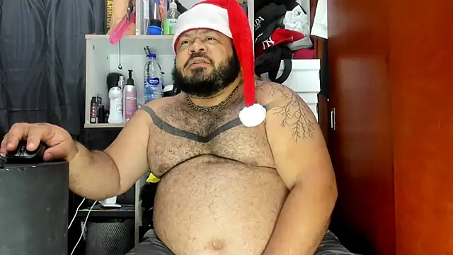 Latino bigcock online show from December 2024 03:36:02 AM