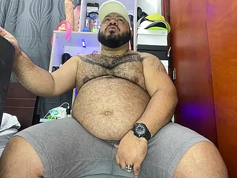 Latino bigcock online show from February 2025 06:06:01 PM