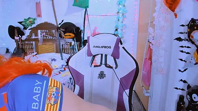 SofiaOlivares online show from October 2025 10:18:02 PM