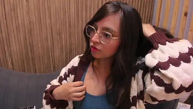 Eva Macalliter online show from January 2025 03:44:01 AM