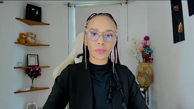 ScarlettMalbec online show from January 2025 11:00:01 PM