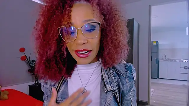 ScarlettMalbec online show from April 2026 08:53:02 PM