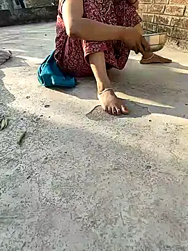 COUPLLE VILLAGE online show from February 2025 10:48:02 AM