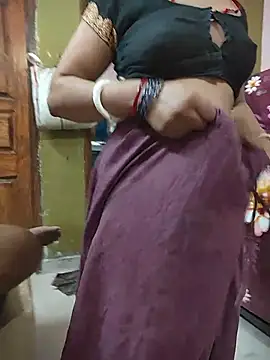 Snapshot of COUPLLE_VILLAGE chatting on July 2026 02:16:01 AM COUPLLE VILLAGE online show from July 2026 02:16:01 AM