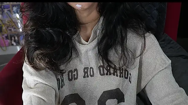 Snapshot of -AyeshaSinghania- chatting on December 2024 06:01:02 PM -AyeshaSinghania- online show from December 2024 06:01:02 PM