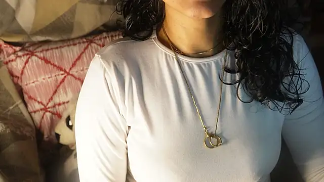 Snapshot of -AyeshaSinghania- chatting on October 2025 09:59:02 AM -AyeshaSinghania- online show from October 2025 09:59:02 AM