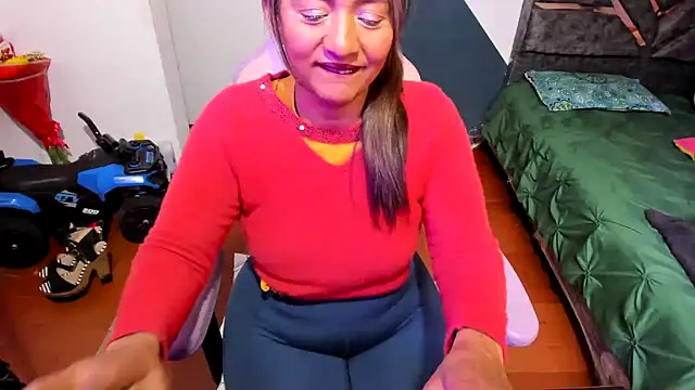 daleska ayala 1 online show from September 2025 07:19:02 PM