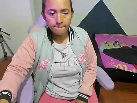 daleska ayala 1 online show from October 2025 11:18:02 PM