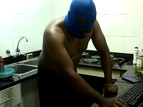 Snapshot of Yardie_bone chatting on December 2025 06:58:01 PM Yardie bone online show from December 2025 06:58:01 PM