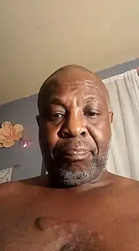 Snapshot of macnificent1fr chatting on February 2025 10:02:01 AM macnificent1fr online show from February 2025 10:02:01 AM