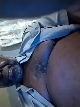 Snapshot of macnificent1fr chatting on October 2025 01:57:01 AM macnificent1fr online show from October 2025 01:57:01 AM