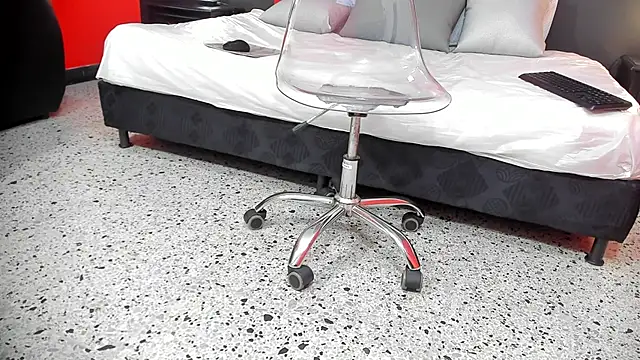 Thiagogomez online show from February 2025 12:29:02 PM