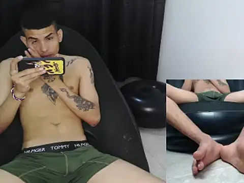 hot king20 online show from February 2025 06:43:01 PM