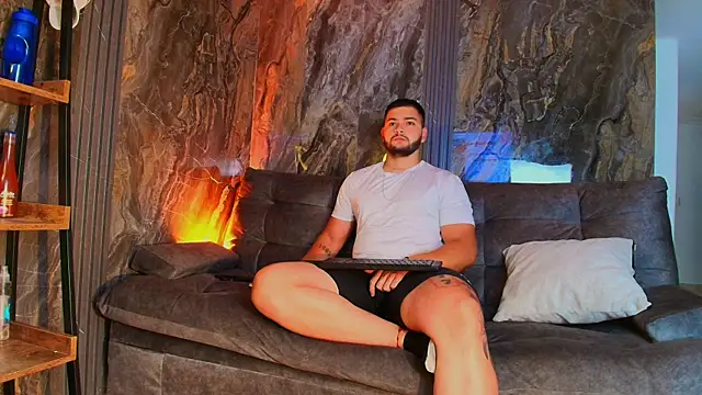 Andrew Brown online show from December 2024 02:01:02 PM