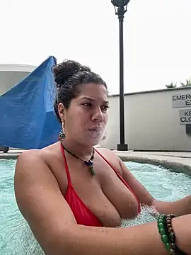 Bigbuttbrooklynn online show from November 2025 05:47:02 PM