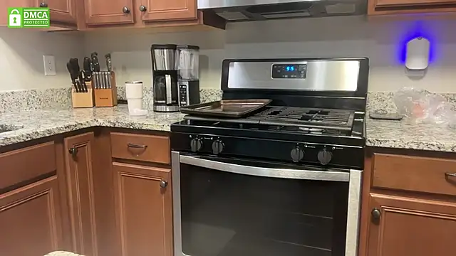 Cosmic Rose online show from September 2025 01:16:02 PM