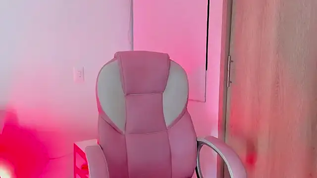 Snapshot of AnastaciaBlake chatting on February 2025 11:26:02 PM AnastaciaBlake online show from February 2025 11:26:02 PM