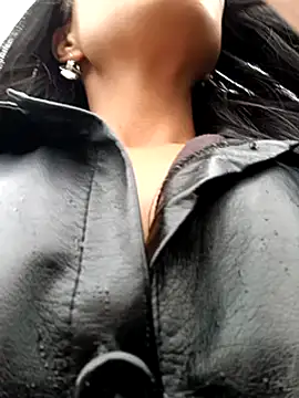 Astrid-- online show from February 2025 08:50:02 PM