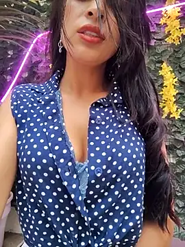 Astrid-- online show from October 2025 07:56:01 PM