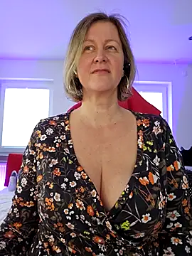 MarleneBloem online show from March 2025 03:39:01 PM