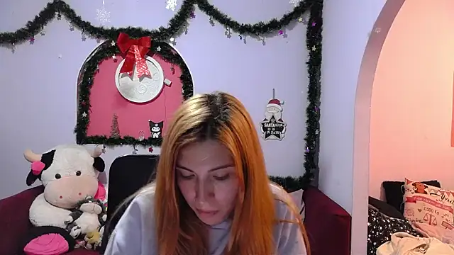 Snapshot of ValentinaMiller_ chatting on December 2024 11:38:02 PM ValentinaMiller online show from December 2024 11:38:02 PM