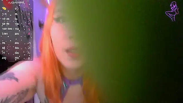 Snapshot of ValentinaMiller_ chatting on October 2025 05:03:02 PM ValentinaMiller online show from October 2025 05:03:02 PM