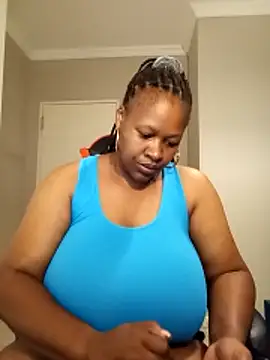 bustylisa1983 online show from March 2026 05:43:01 AM