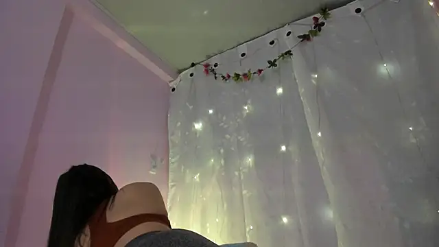 Samanta roberts1 online show from January 2025 12:42:01 PM