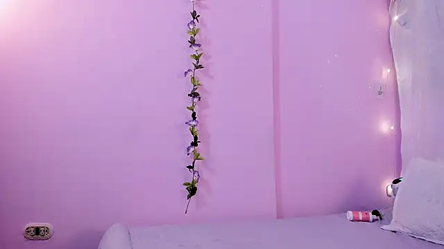 Samanta roberts1 online show from February 2025 01:05:02 PM