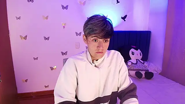 9 Fernanda 9 online show from November 2025 12:20:01 PM