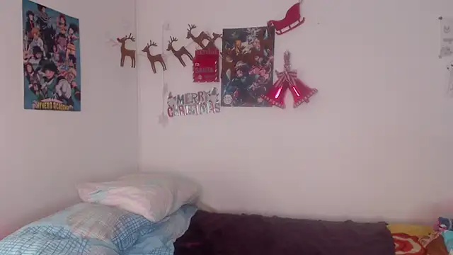 lou cute online show from December 2024 06:50:01 PM