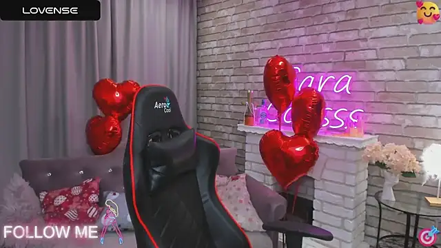 SarahCoksss online show from February 2025 03:58:02 AM