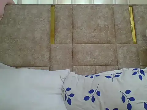 sexy smiley online show from January 2025 05:10:01 AM