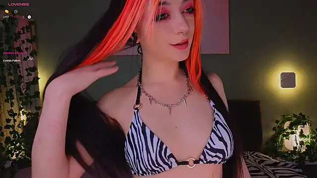 TristaRoht online show from January 2025 06:32:02 PM