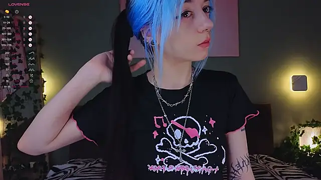 TristaRoht online show from February 2025 01:10:01 PM