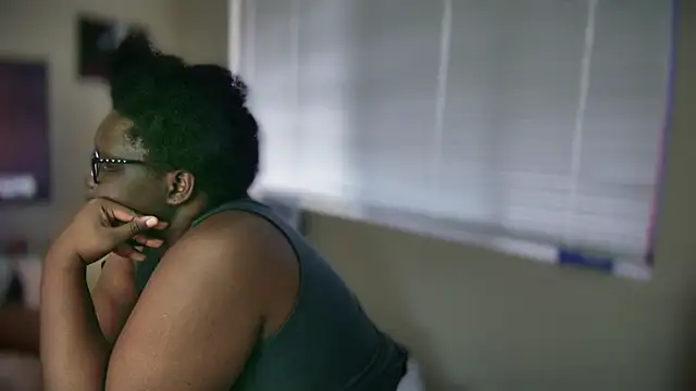 Yagurl  west online show from February 2025 01:02:02 AM