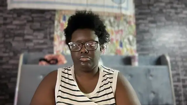 Yagurl  west online show from October 2025 02:17:01 AM